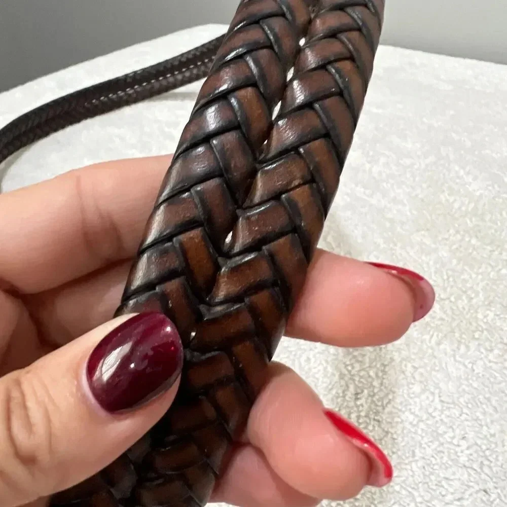 Fossil Mens Brown Woven Braided Leather Belt Size 110/M Solid Brass Buckle *Flaw